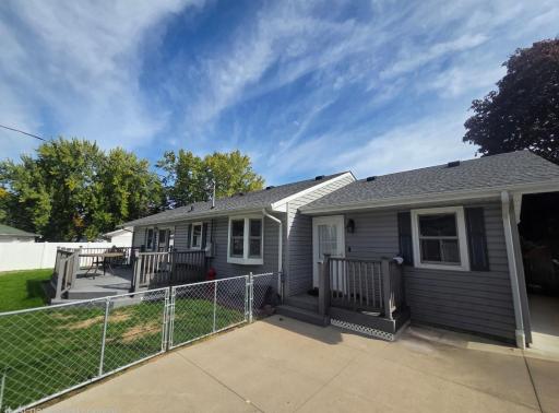 10440 Zion Street NW, Coon Rapids, MN 55433