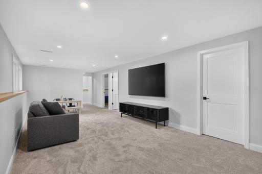 14010 38th Avenue N, Plymouth, MN 55447