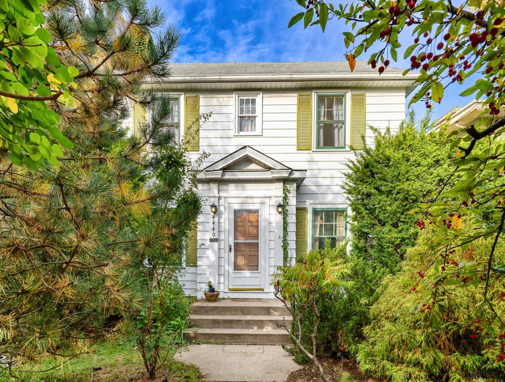 Property photo for 4440 Vincent Avenue S, Minneapolis, MN 55410