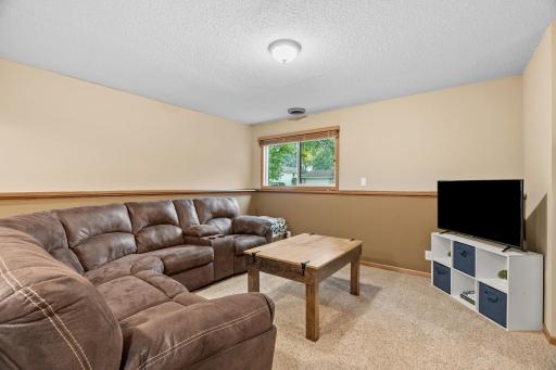 9612 Union Terrace Lane N, Maple Grove, MN 55369