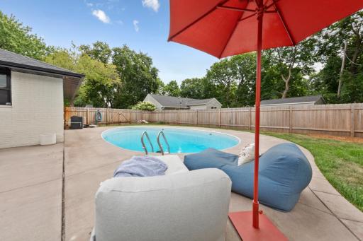 5400 Richmond Lane, Edina, MN 55436