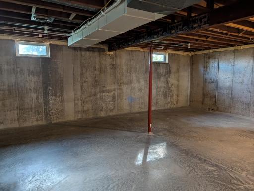 Bergmann Basement Pic 7.jpg