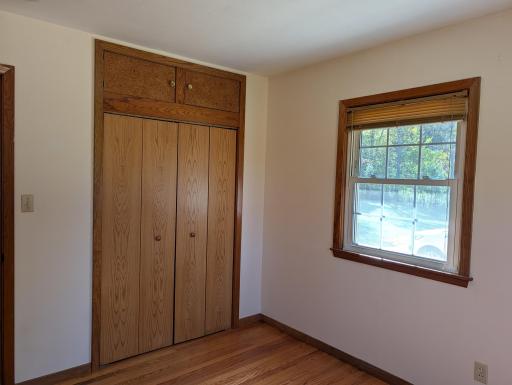 Bergmann Bedroom 2 Pic 1.jpg