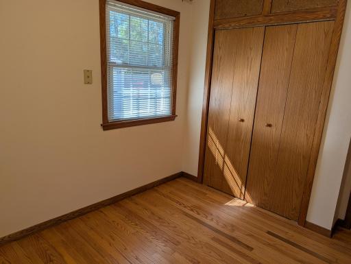 Bergmann Bedroom 1 Pic 2.jpg