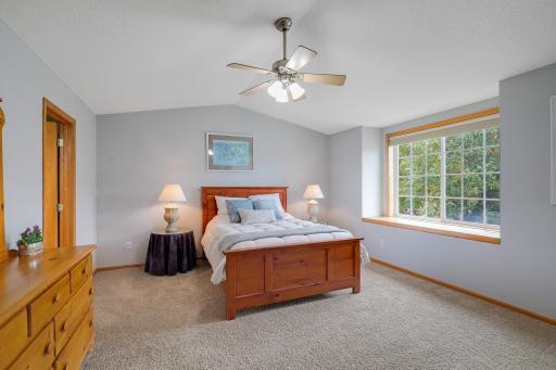 1645 County Road D E, Maplewood, MN 55109