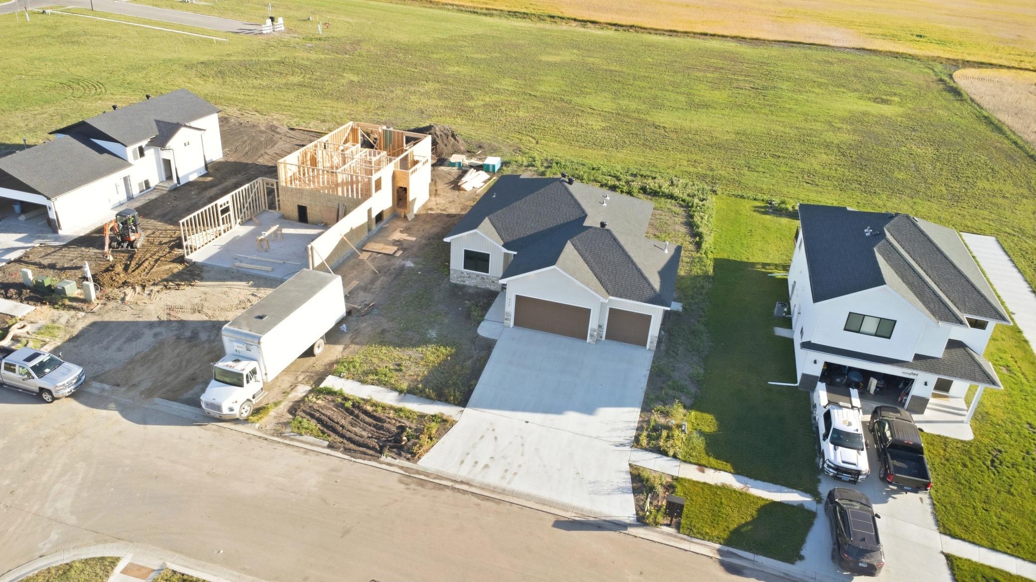 DJI_0161_autoremove_63065907_462de369.jpg