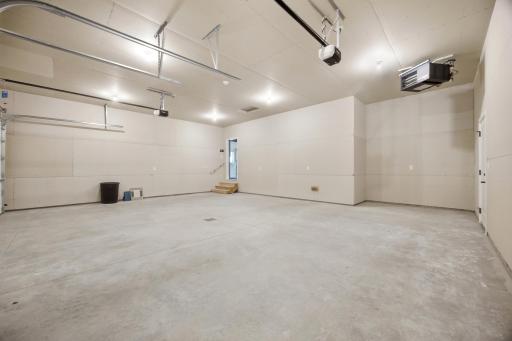 435 Goose Lane, Casselton, ND 58012