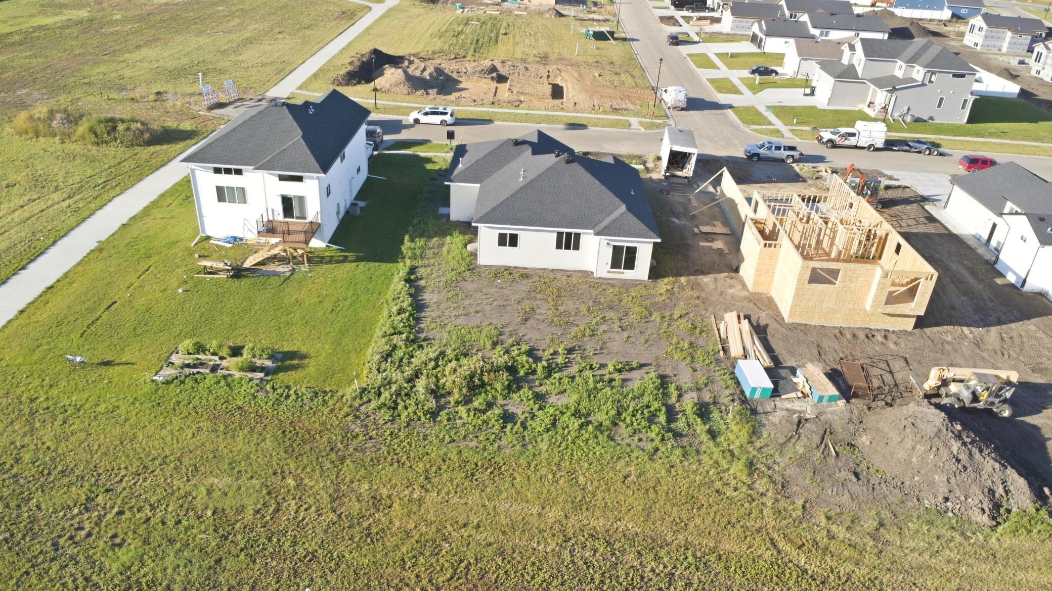 DJI_0164_autoremove_63065938_2bacb380.jpg