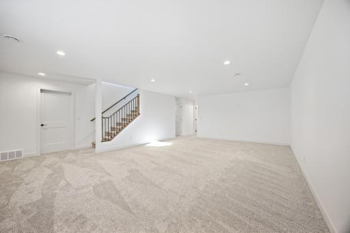 435 Goose Lane, Casselton, ND 58012