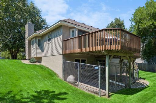 314 Wedgewood Drive, Mahtomedi, MN 55115