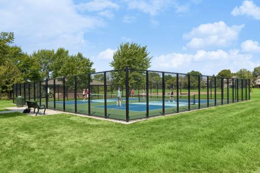 314 Wedgewood Drive, Mahtomedi, MN 55115