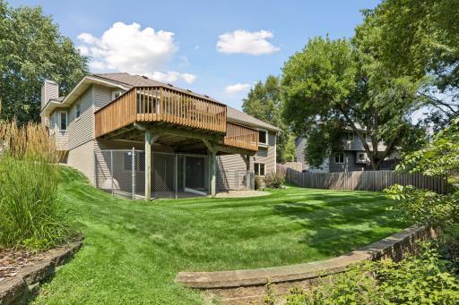 314 Wedgewood Drive, Mahtomedi, MN 55115
