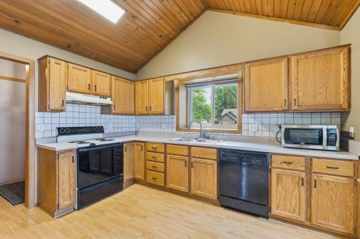 4093 W 131st Street, Savage, MN 55378
