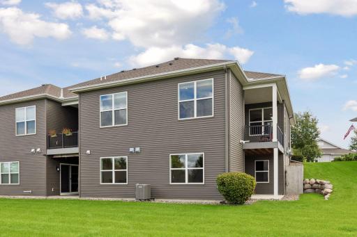 Twin Home Style