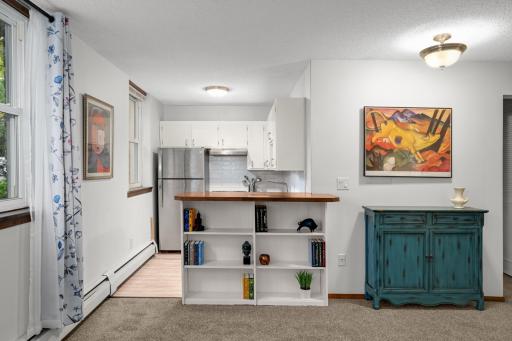 2536 Dupont Avenue S, 101, Minneapolis, MN 55405
