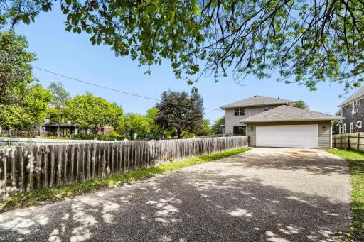 2729 N 3rd Street, Minneapolis, MN 55411