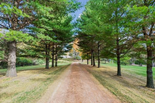 660 N Shore Drive W, Minnetrista, MN 55364
