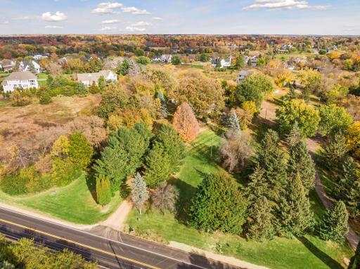 660 N Shore Drive W, Minnetrista, MN 55364