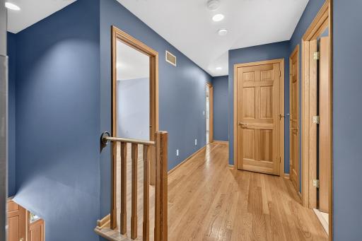 Upper landing