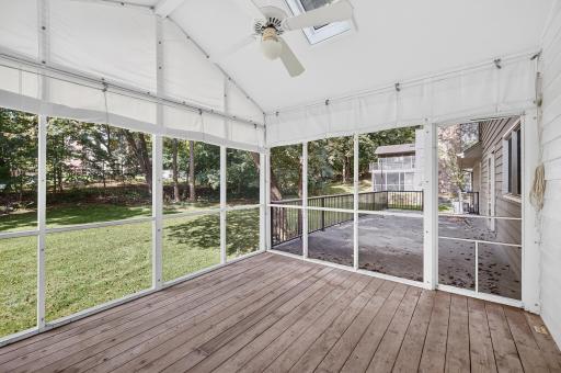 Screened Porch.jpg