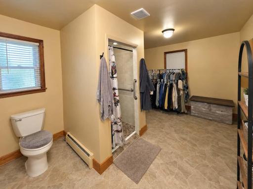 205 Heritage Boulevard NW, Isanti, MN 55040
