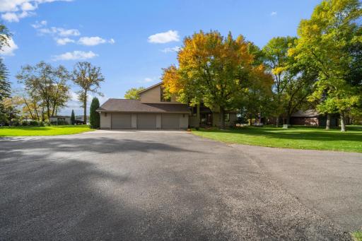 10333 Alcott Drive, Sauk Centre, MN 56378