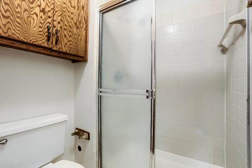4183 Hilltop Point - Web Quality - 028 - 27 Bathroom.jpg
