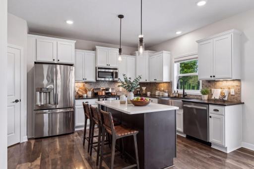 14131 Ailesbury Avenue, Rosemount, MN 55068