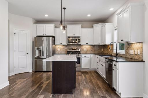 14131 Ailesbury Avenue, Rosemount, MN 55068