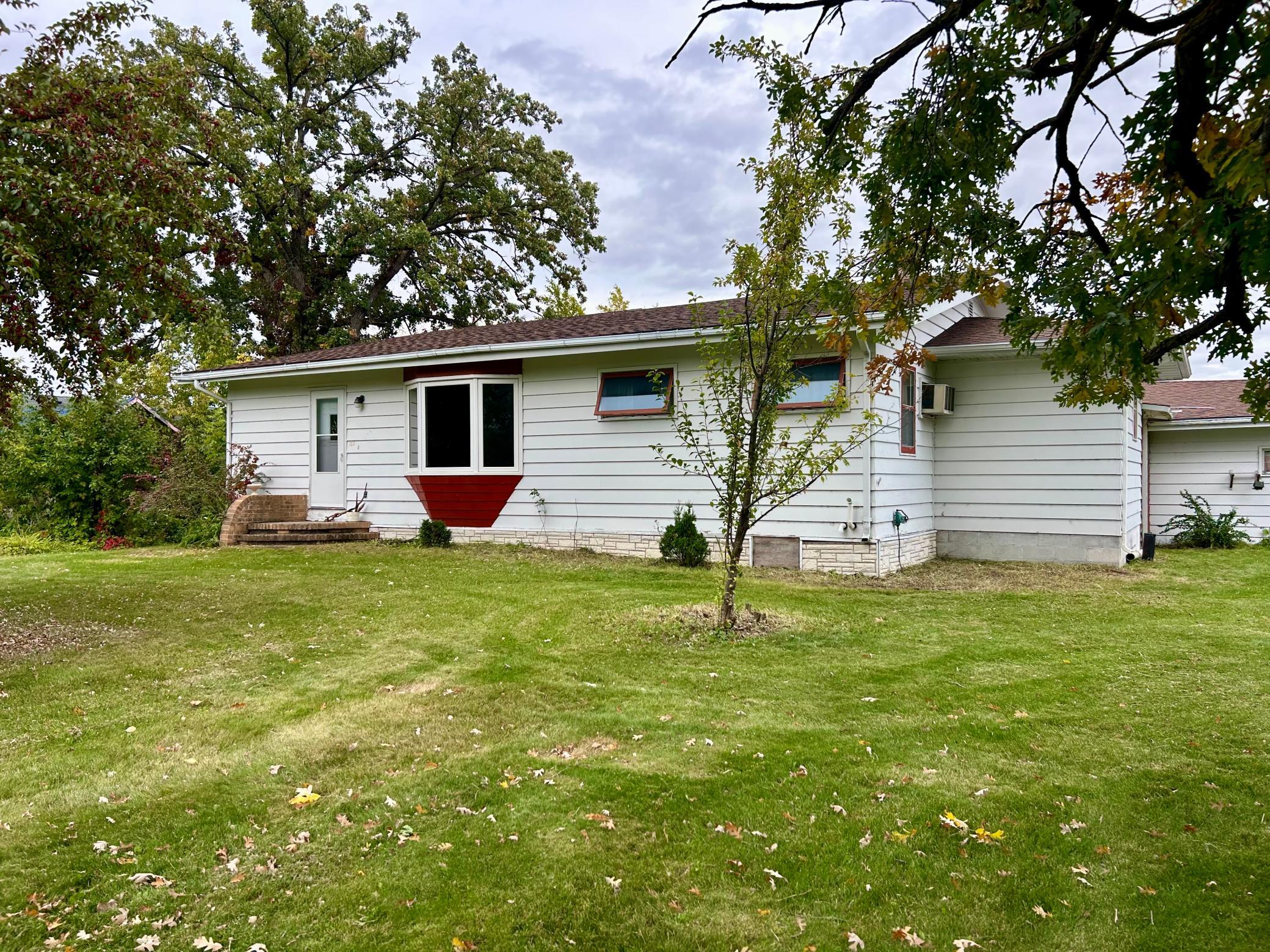 137 W 5th Street, Newfolden, MN 56738