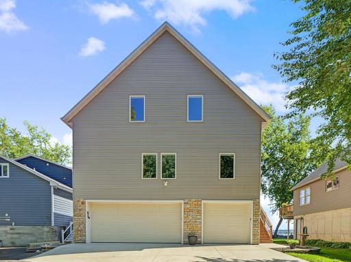 600 Central Point Road, Lake City, MN 55041