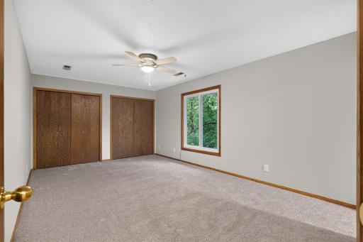 877 120th Avenue NW, Coon Rapids, MN 55448