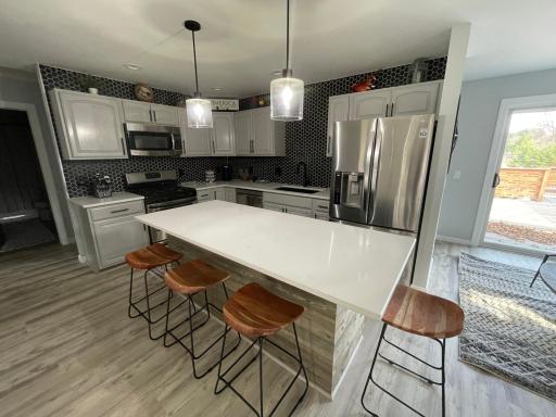 908 NW 1st Avenue, Grand Rapids, MN 55744