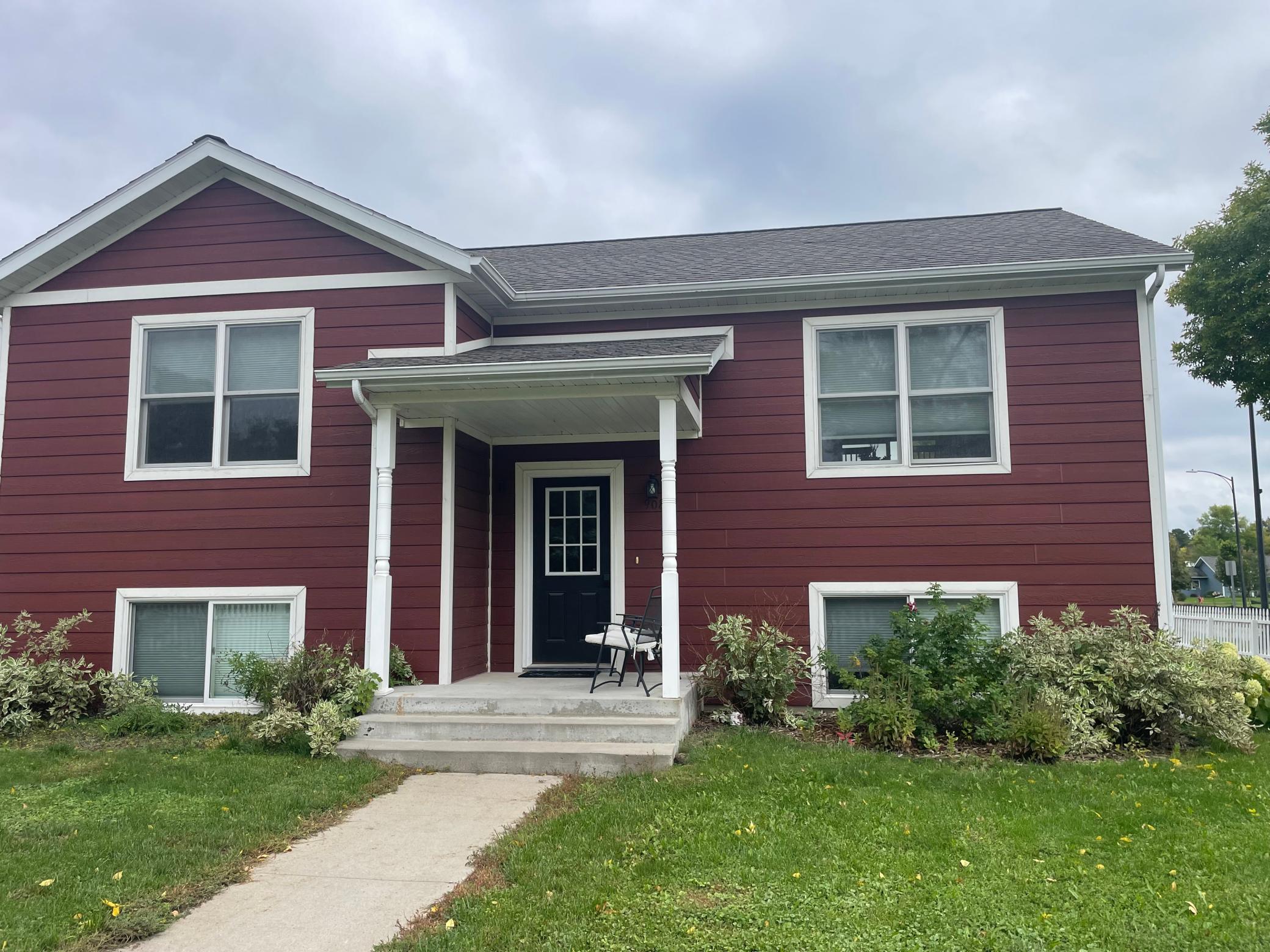 Property photo for 908 NW 1st Avenue, Grand Rapids, MN 55744