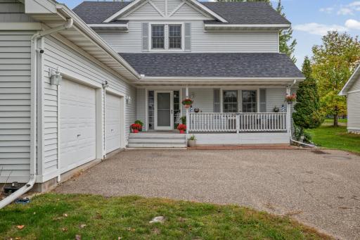 611 Bellvue Lane, Brooklyn Center, MN 55430