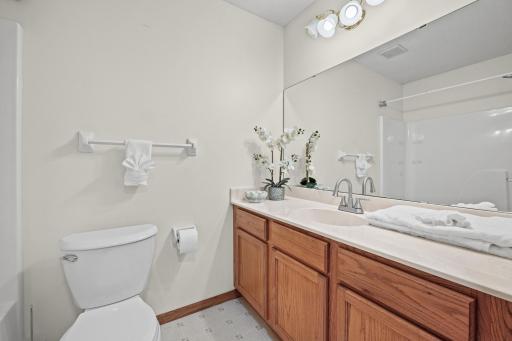 611 Bellvue Lane, Brooklyn Center, MN 55430