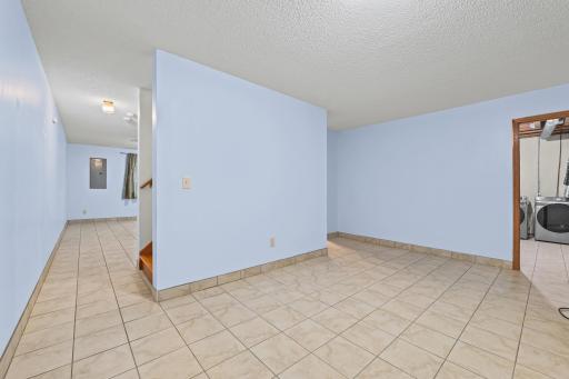611 Bellvue Lane, Brooklyn Center, MN 55430