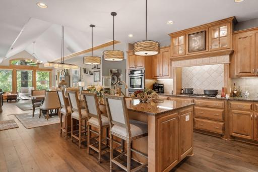 6480 Yosemite Lane, Excelsior, MN 55331