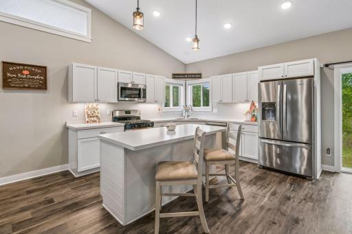 663 Alaska Place, Cambridge, MN 55008
