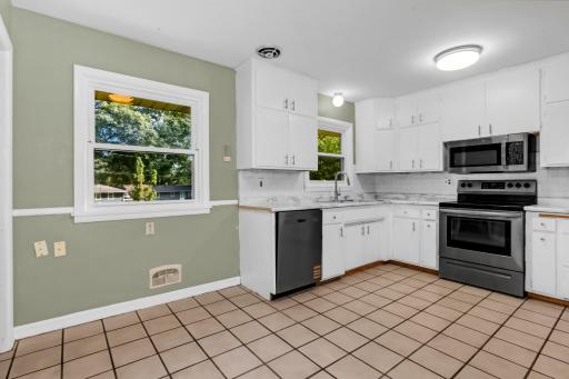 3926 Idaho Avenue N, Crystal, MN 55427
