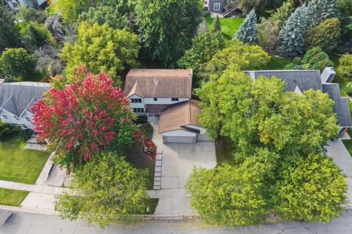 2112 Parkwood Hills Drive NE, Rochester, MN 55906