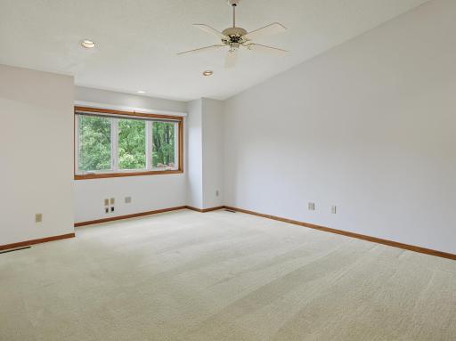 2112 Parkwood Hills Drive NE, Rochester, MN 55906