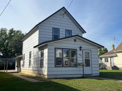 223 5th Avenue N, Waite Park, MN 56387