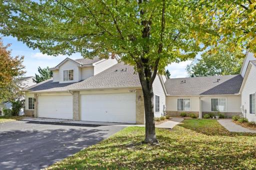 7987 Forest Boulevard, Unit F, Woodbury, MN 55125