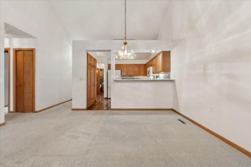 7987 Forest Boulevard, Unit F, Woodbury, MN 55125