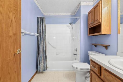 7987 Forest Boulevard, Unit F, Woodbury, MN 55125