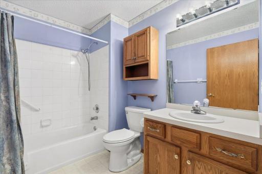 7987 Forest Boulevard, Unit F, Woodbury, MN 55125