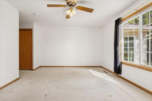 7987 Forest Boulevard, Unit F, Woodbury, MN 55125