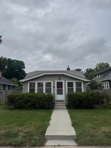 3332 36th Avenue S, Minneapolis, MN 55406