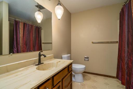 1313 Albert Street, Crookston, MN 56716